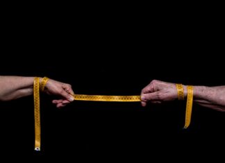 Jakie odległości między półkami w szafie? Jakie odległości między półkami w szafie?