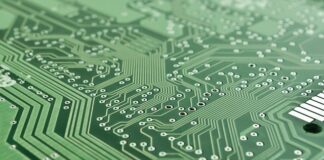 Czym się różni płyta meblowa od płyty laminowanej?