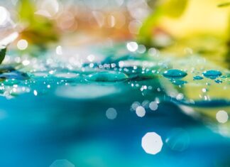 Dlaczego kapie woda z kratki wentylacyjnej?