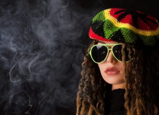 Jaki przekrój przewodów do gniazd 230v? Jaki przekrój przewodów do gniazd 230v?