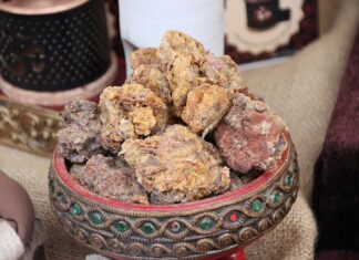 Czy mirra to kadzidło?